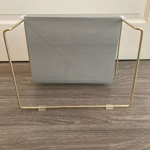 Gold File hanger